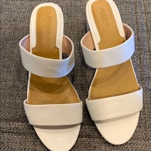 NWOT JAGGAR Leather Sandals